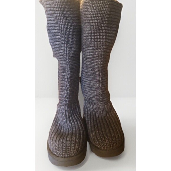 UGG Australia Classic Cardy Knit Tall Short Boots Women 9 Gray 3 Button 1016555 - Picture 1 of 10